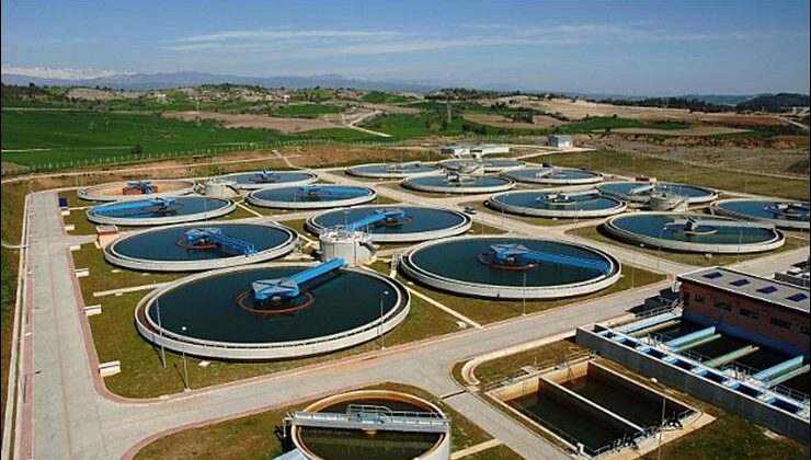 Adana’da musluktan akan su gönül rahatlığıyla içiliyor