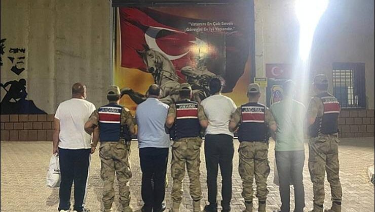 Yeşil Reçeteli İlaçları Uyuşturucu Tacirlerine Sattılar