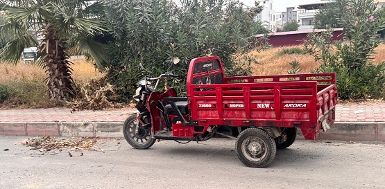 OĞLUNU BIÇAKLAYARAK ÖLDÜRDÜ