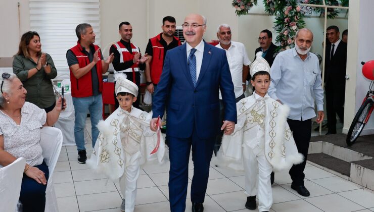 ADANA’DA GELENEKSEL “SÜNNET ŞÖLENİ” DÜZENLENDİ