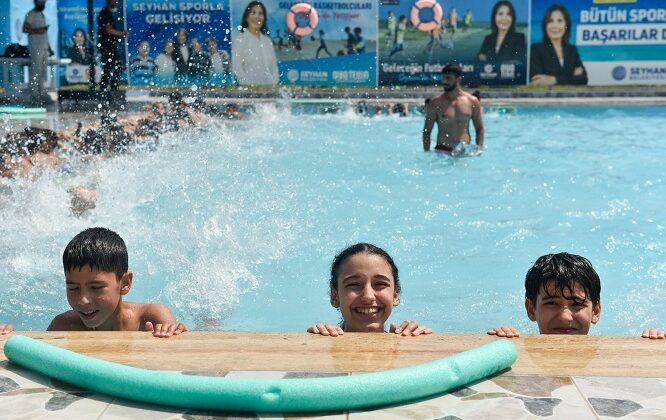 Seyhan Belediyesi Yüzme Havuzları Yoğun İlgi Görüyor
