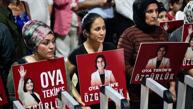 Kadınlardan Tekin’e destek seli