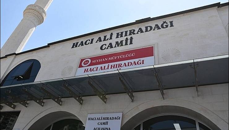 Adana’da hayırseverler tarafından yaptırılan cami ibadete açıldı