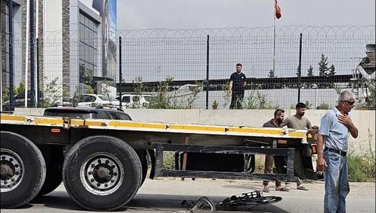 Tırın altında kaldı!