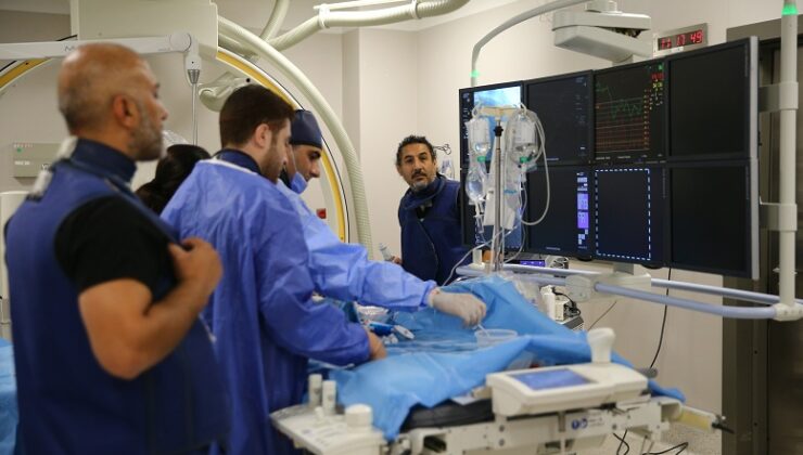 ŞEHİR HASTANESİ SAĞLIK DAĞITIYOR