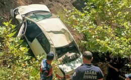 ALADAĞ’DA OTOMOBİL UÇURUMA YUVARLANDI