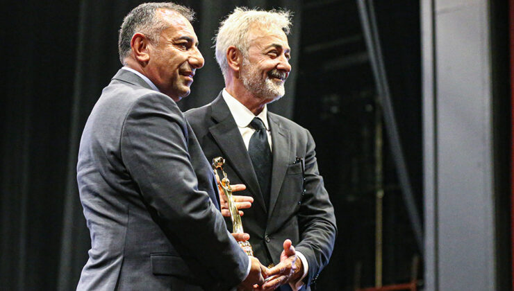 Altın Koza Film Festivali’nde “Onur Ödülleri”  verildi