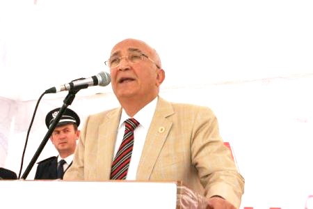 VALİ YARDIMCISI FİKRET DENİZ VEFAT ETTİ