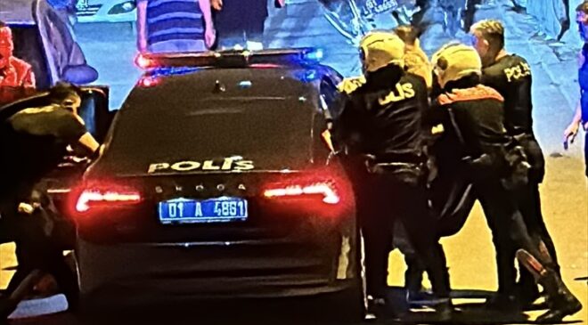 Polise mukavemet eden zanlı tutuklandı