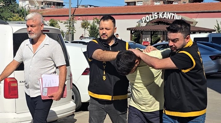 İŞ YERİ FARELERİ KAPANA DÜŞTÜ!