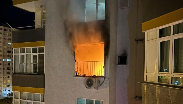 TOROS MAHALLESİ’NDE DAİREDE YANGIN ÇIKTI
