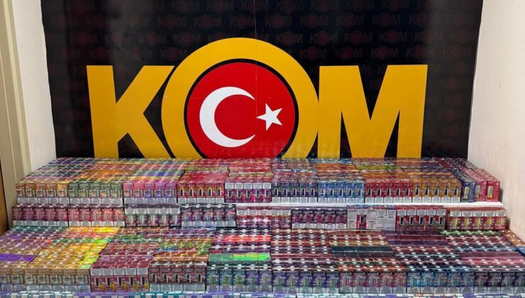 Saman yüklü tırda kaçak sigara ele geçirildi