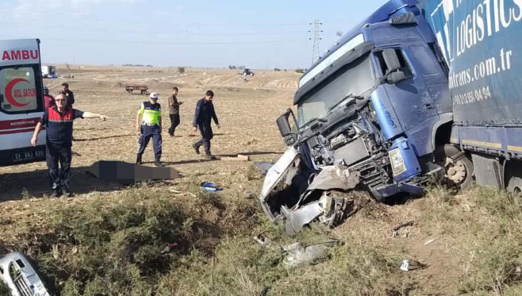 Tırla çarpışan otomobilin sürücüsü öldü