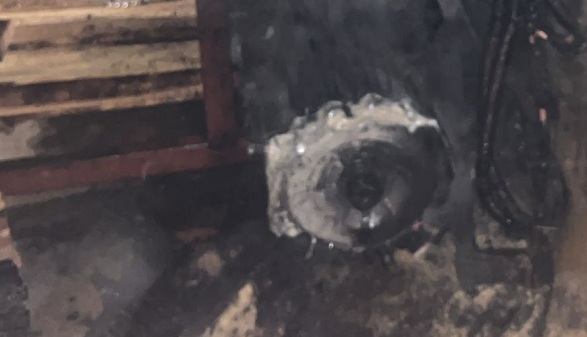 KERESTE DÜKKANINDA YANGIN