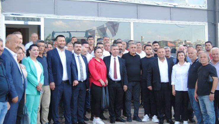 Karaoğlu: Bu bayrağı iktidara taşıyacağız