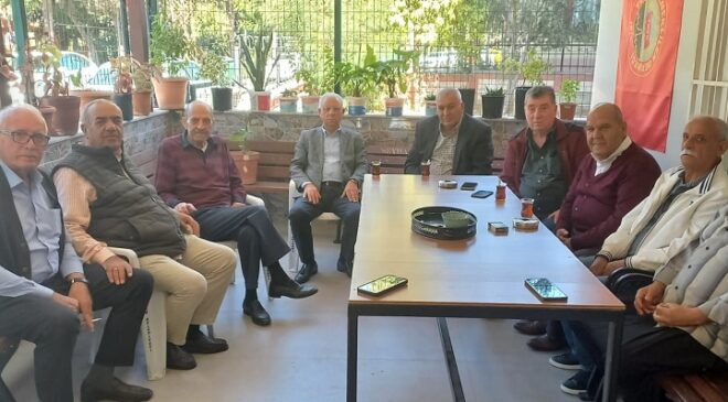 Demokrat Partililer buluştu