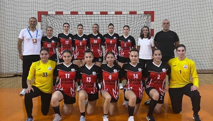 Adana Şehit Ahmet Mehmet Oruç Spor Lisesi üzgün