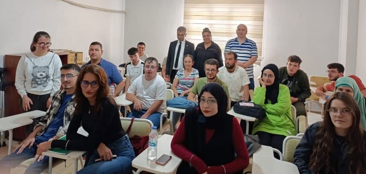 Kozan’da engelli KPSS hazırlık kursu