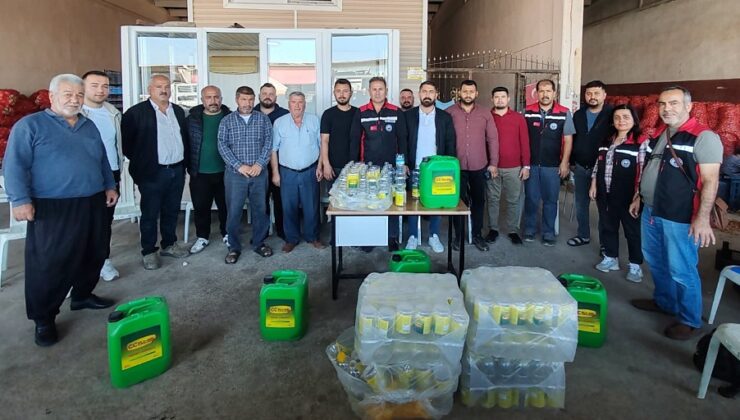 Kozan’da Akdeniz Meyve Sineği tuzağı dağıtıldı