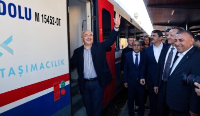 VE LEZZET TRENİ KALKTI