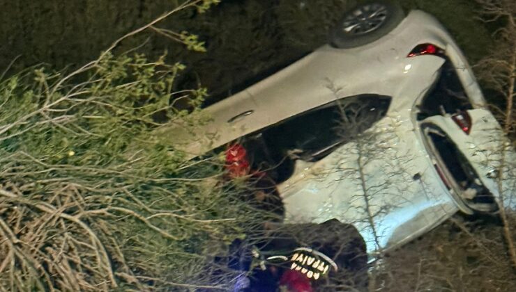 ARACIYLA UÇURUMA YUVARLANDI