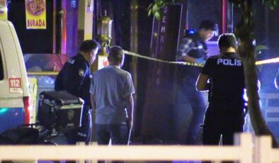 PASTAHANEDE SİLAHLI KAVGA!