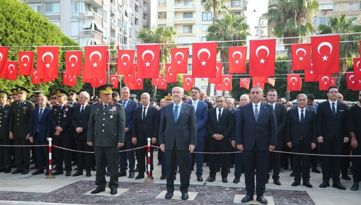 Büyük Önder Atatürk’ü anıyoruz