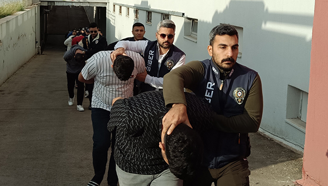 24 dolandırıcı tutuklandı