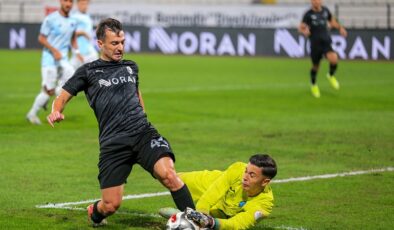 DEMİRSPOR, GELENDEN GEÇENDEN 5 GOL YİYOR!