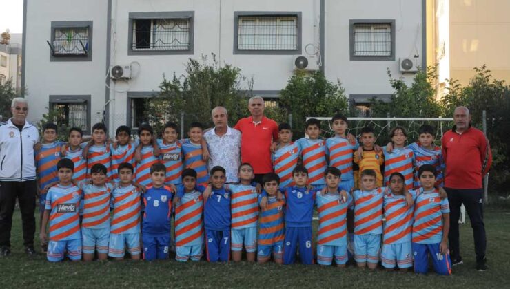 ATAKENT SPOR KULÜBÜ ALT YAPIDA PARLIYOR