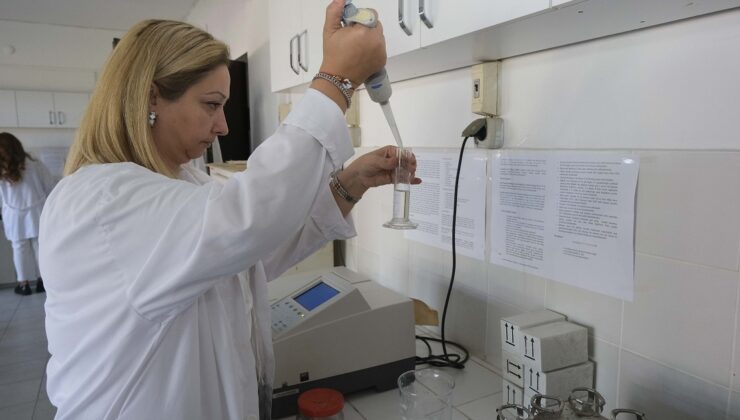 BÜYÜKŞEHİR BELEDİYESİNDEN TOPRAK ANALİZİ HİZMETİ