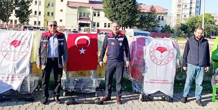 Kozan’da üreticilere ekipman desteği