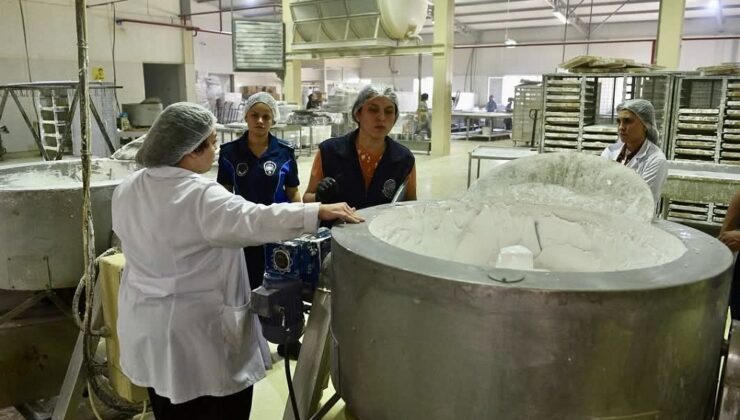 Seyhan zabıtasından şok baskın