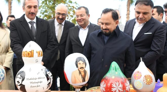 ATIKTAN SANATA SERGİSİNE YOĞUN İLGİ