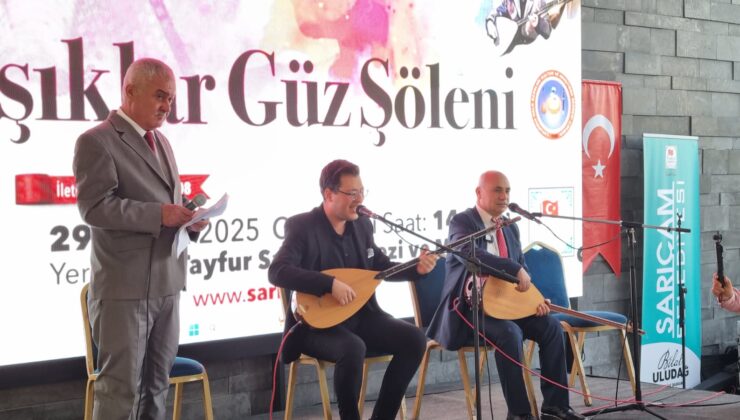 Sarıçam’da aşıklar şöleni yapıldı