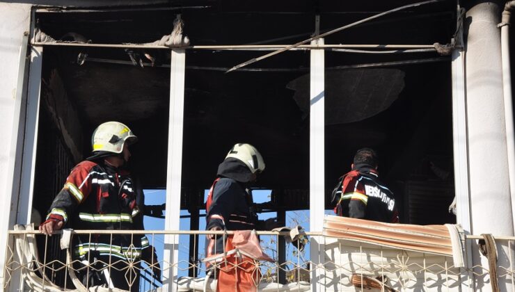 7 VE 1 YAŞINDAKİ ÇOCUKLAR EVDE YANARAK YAŞAMINI KAYBETTİ