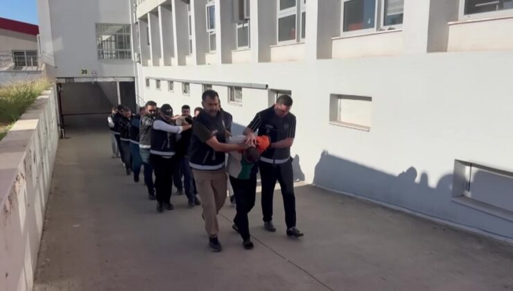 SİLAH TACİRLERİ YAKAYI ELE VERDİ