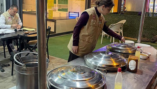 Gıda denetimlerinde 16 işletmeye 715 bin lira ceza