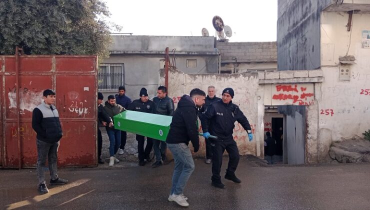 KARISINI ÖLDÜREN SANIĞA MÜEBBET İSTEMİ