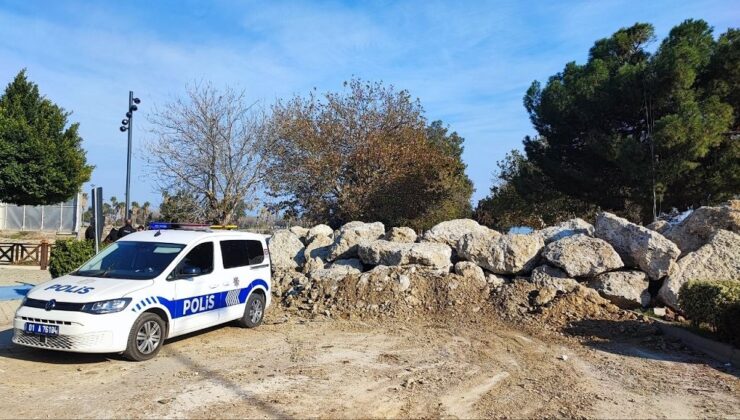 Amerikan Adası girişi kayalarla kapatıldı