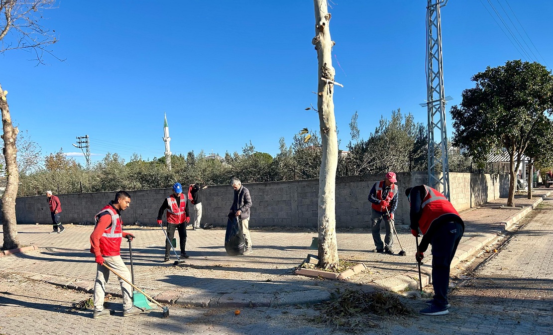 CEYHAN’DA TEMİZLİK YILDIZ’DAN SORULUR