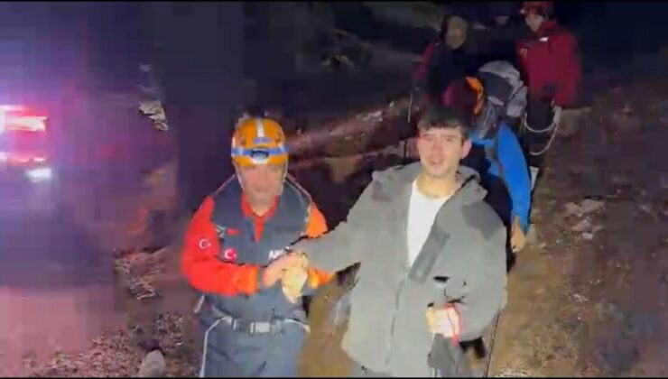 DAĞDA MAHSUR KALDILAR