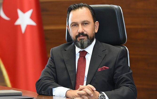 DÜNYADA BİR İLK! SARIÇAM BELEDİYESİ’NE SU AYAK İZİ BELGESİ