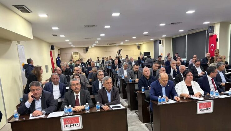 Su zammı eli kulağında