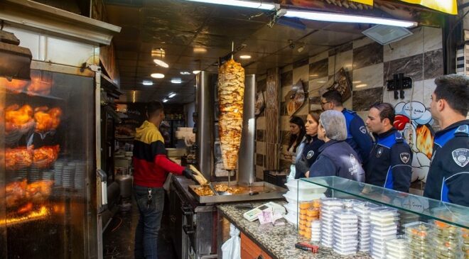 SEYHAN ZABITASI DENETİMDE AFFETMİYOR!