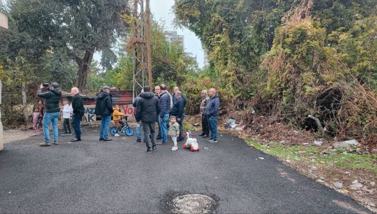 Mahalle halkının yol isyanı