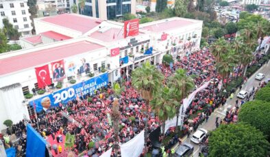 ADANA HALKI ZEYDAN KARALAR İÇİN BİRLEŞTİ