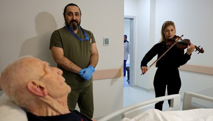 Hasta yakınlarına dualı manevi destek