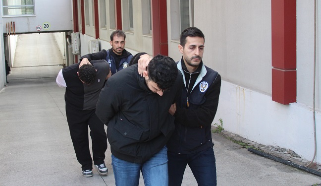 ARAÇ SATIŞI ÜZERİNDEN DOLANDIRDILAR