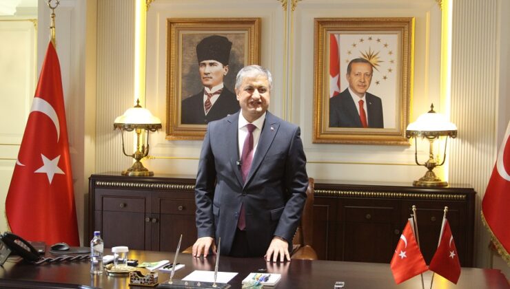 VALİ MUSTAFA YAVUZ GÖREVİNE BAŞLADI